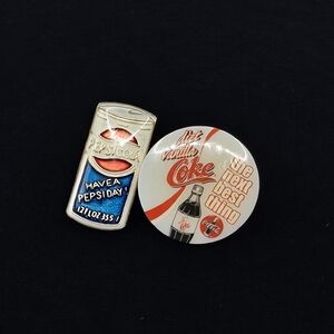 CocaCola‎ or Pepsicola 2 pins